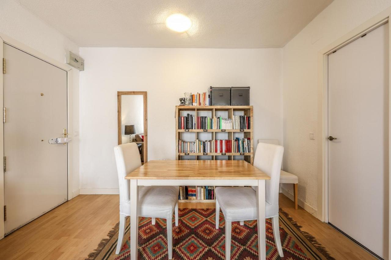 Apartamento En Plaza De Ventas Alquiler Temporal Мадрид Екстер'єр фото