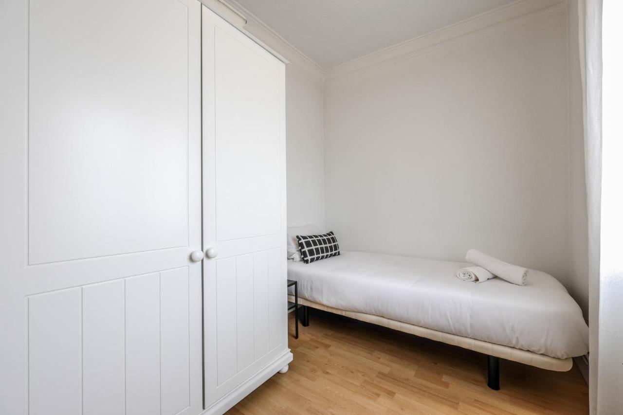 Apartamento En Plaza De Ventas Alquiler Temporal Мадрид Екстер'єр фото