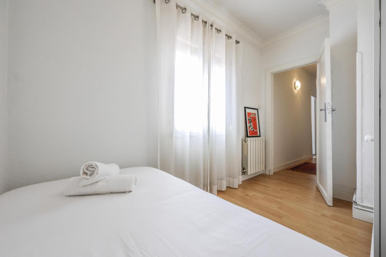 Apartamento En Plaza De Ventas Alquiler Temporal Мадрид Екстер'єр фото